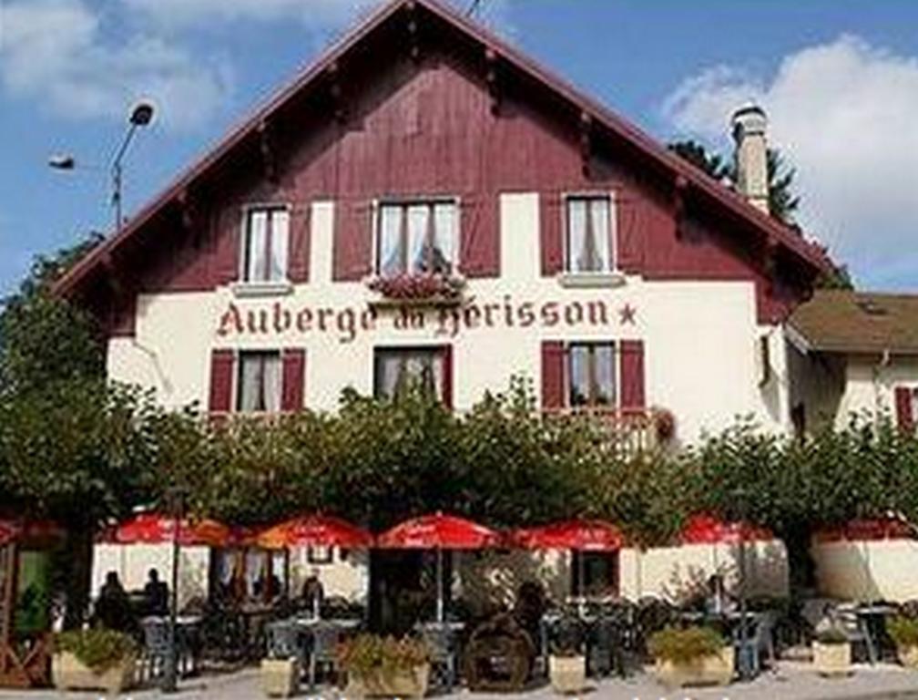 Auberge Du Herisson La Chaux-du-Dombief Eksteriør billede